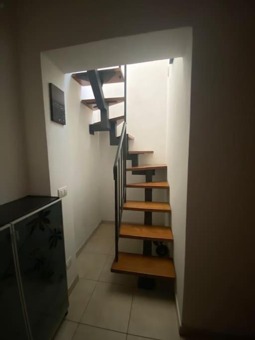 Appartamento Indipendente Con Giardino Fralu 佛罗伦萨 外观 照片